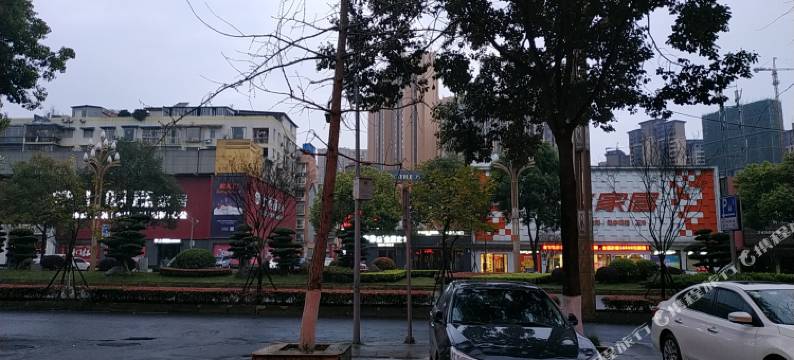 凯宾轻居酒店(乐山高铁站店)图片