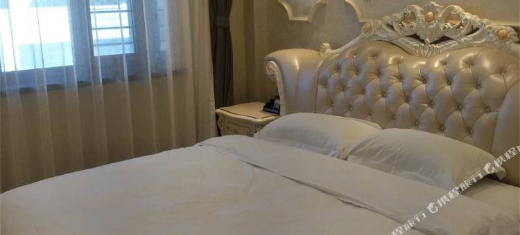 集贤学府酒店(福利屯站店)图片