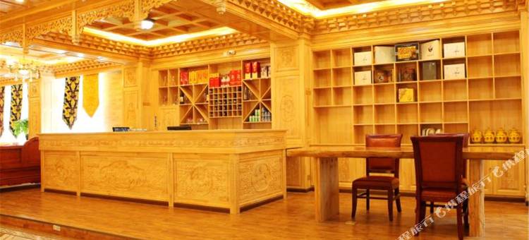 马尔康东藏绒巴大酒店图片
