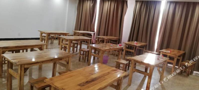 沧源华荣商务大酒店图片