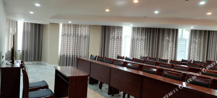 玉树青赣大酒店(格萨尔王广场店)图片