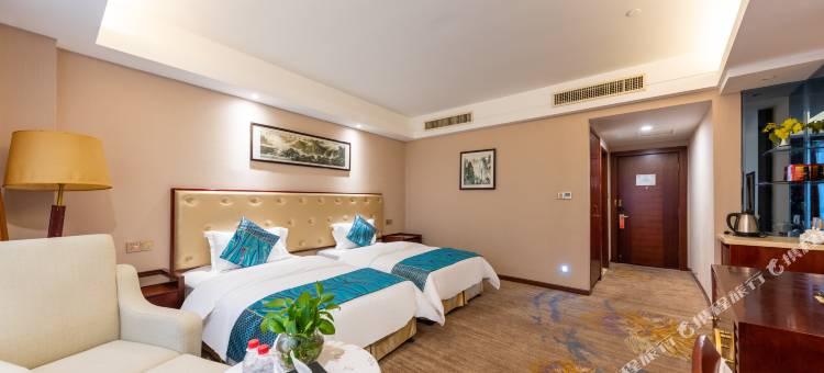 武汉华天大酒店(湖北大学徐东地铁站店)图片