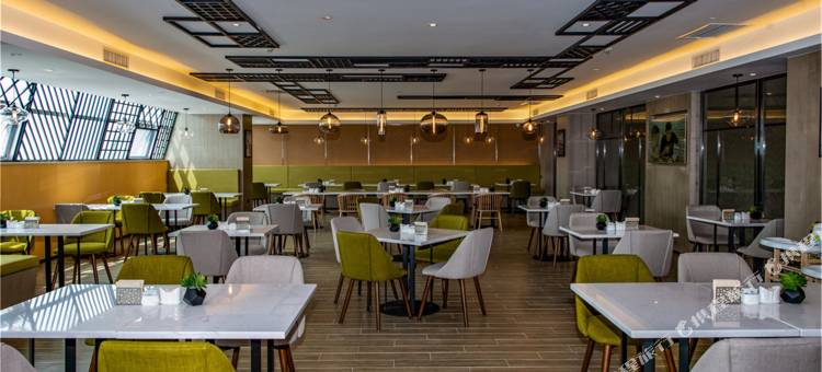 榆林榆阳西路火车站亚朵酒店图片