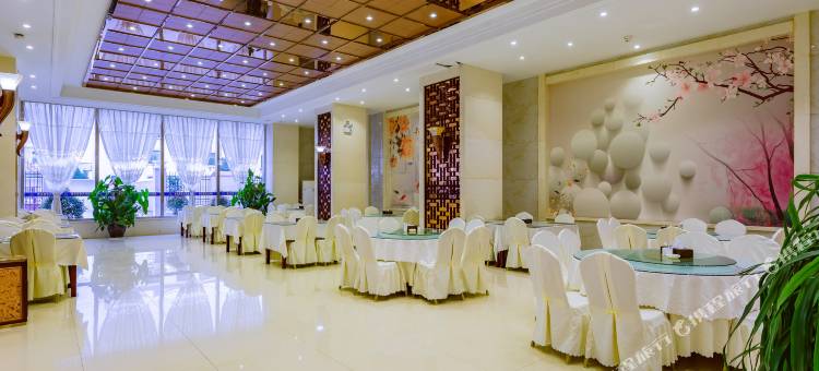 瑞丽瑞莎温泉大酒店(多宝之城店)图片