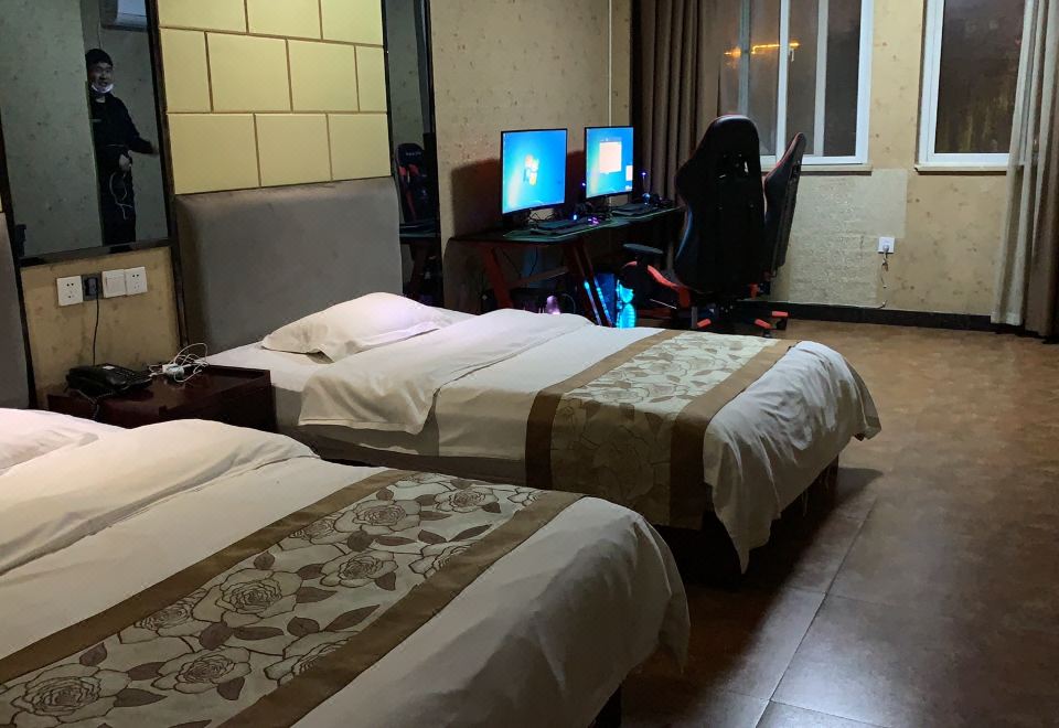 Happy Time Business Hotel Hotel Overview