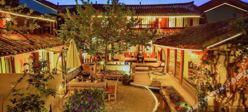 丽江束河小调人文客栈图片