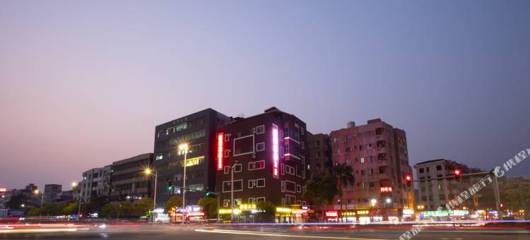四喜精品酒店(东莞长安万达广场店)图片