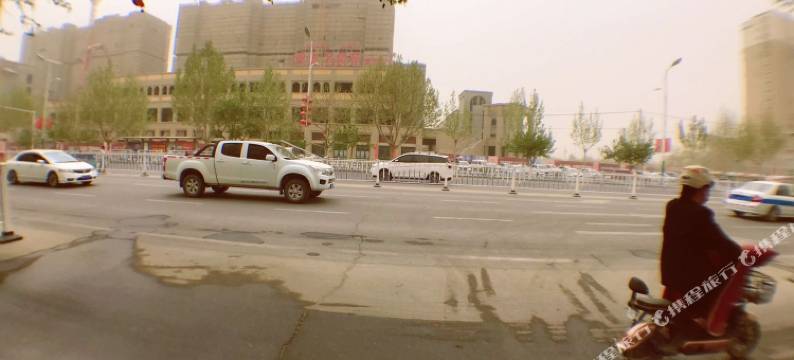 库车楼兰宾馆图片