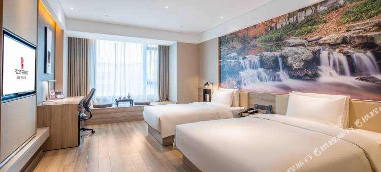 丽呈睿轩酒店(杭州萧山国际机场永盛路地铁站店)图片