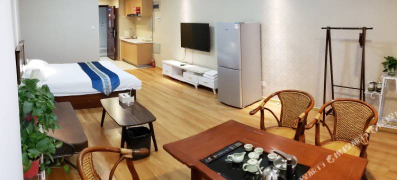 海宸公寓酒店(济南高新万达会展中心店)图片