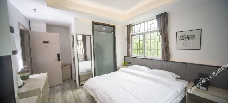 珠海融民宿(横琴口岸店)图片