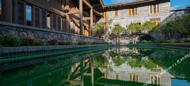 丽江松赞林卡酒店图片