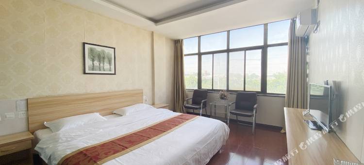 易佰良品酒店(邯郸永年区一中店)图片