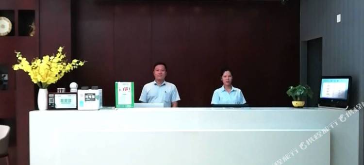 七喜城市酒店(咸宁岔路口店)图片