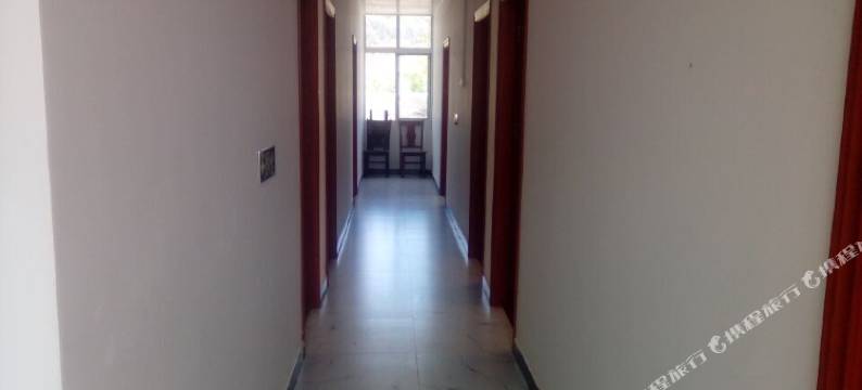 南江县光雾山镇桃园世家客栈图片