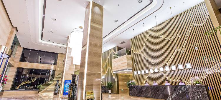 鹰潭枫丹白露酒店(鹰潭火车站店)图片