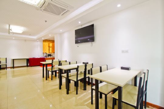 速8酒店(肥西桃花工业园店)