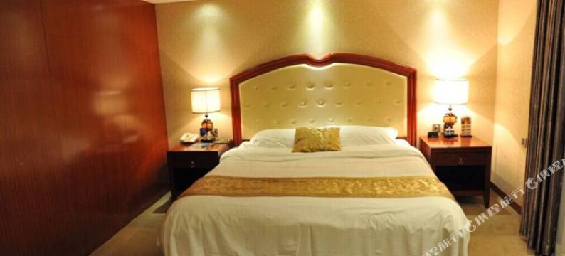 锦州铂晶宫汤泉酒店(锦州火车站店)图片