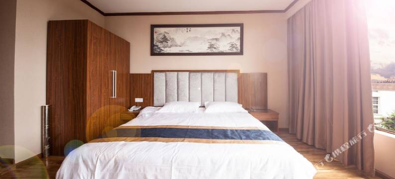 弥勒欣诚酒店(湖泉生态园店)图片