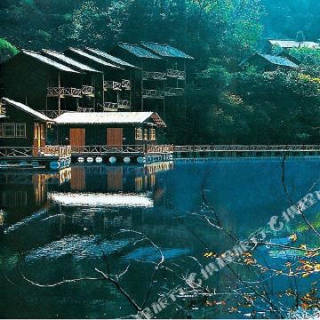 08:00-18:00(最晚入园16:30)黄山市祁门县历口镇观音堂牯牛降风景区