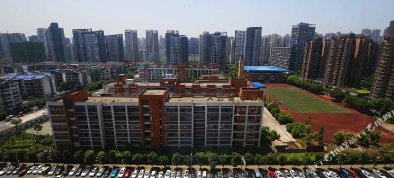 重庆中文酒店(重庆北站南广场店)图片