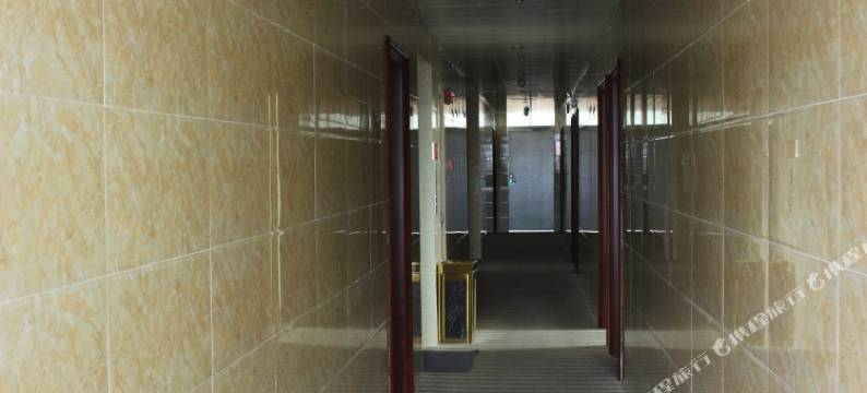 聚缘商务酒店(湛江高铁西站店)图片