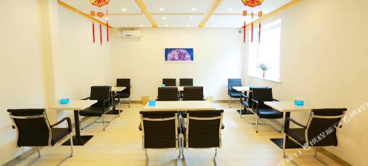 薰衣草连锁酒店(白城洮北区市民广场店)图片