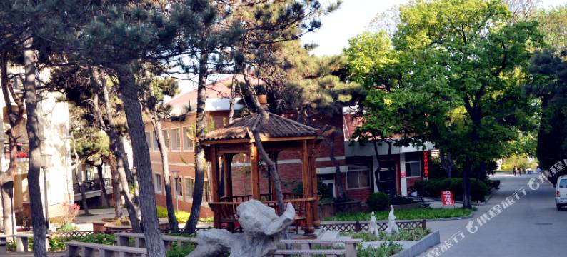 澜森假日酒店(北戴河老虎石海上公园店)图片