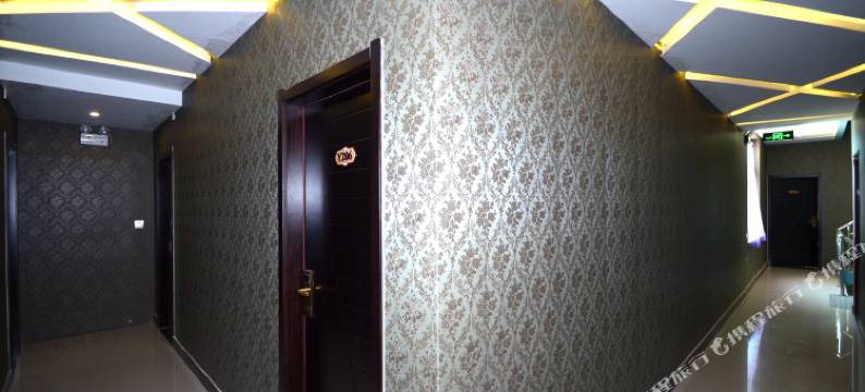 保定悦时尚主题宾馆(清苑职教中心店)图片