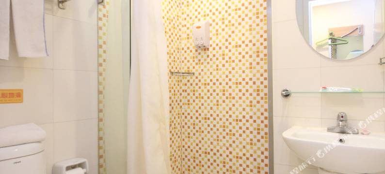 云杉精选酒店(沈阳三好街医大二院店)图片