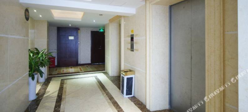 豪庭假日酒店(钦州年年丰广场店)图片