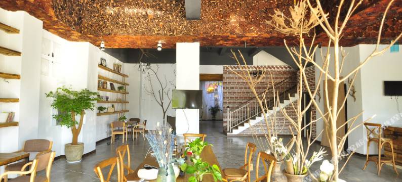 景洪曼弄枫凉都时尚酒店图片