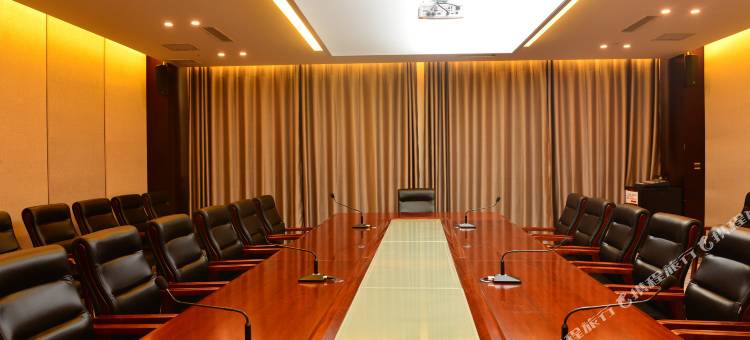 民乐陇鑫大酒店图片