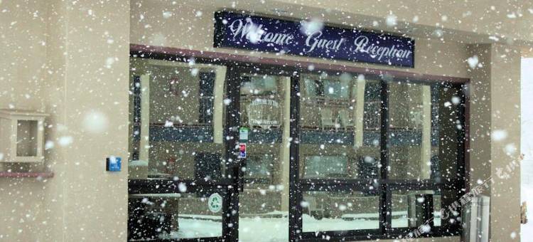 红箭旅馆及套房，温德姆旗下Travelodge(Red Arrow Inn & Suites, a Travelodge by Wyndham)图片