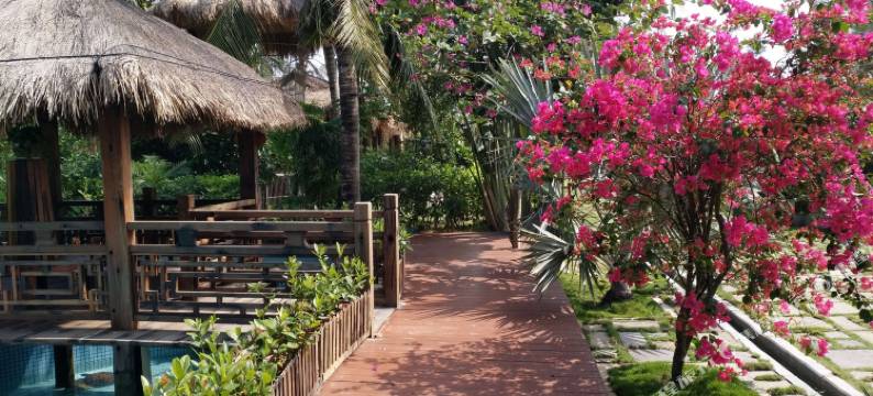 万宁椰林渔舍酒店图片