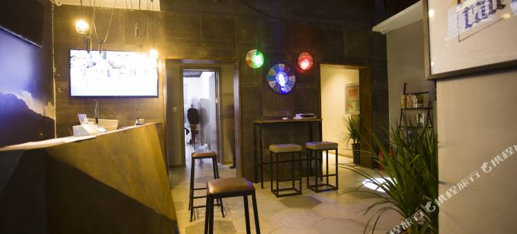 灰鲸电影艺术酒店(保定清苑中心街店)图片