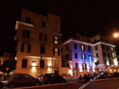 1號和2號中心酒店