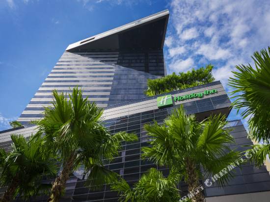 曼谷素坤逸路假日酒店