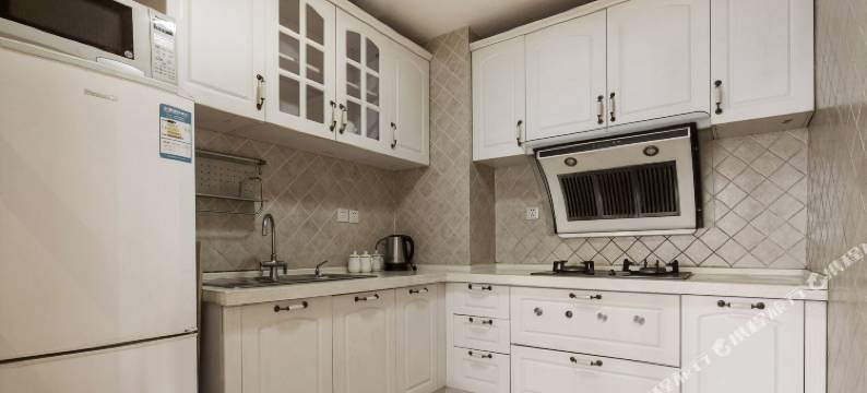 优美酒店式公寓(重庆解放碑好吃街店)图片