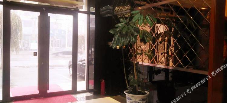 扎兰屯蓝宝石酒店图片