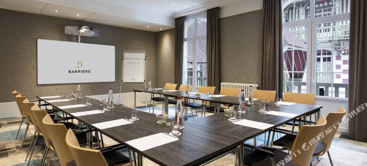 乐诺曼底巴里亚酒店(Hôtel Barrière le Normandy)图片