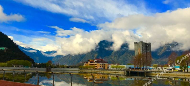 林芝waitingDN等你主题客栈图片