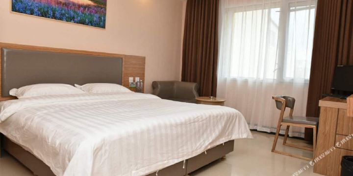 新华宾馆(站前大街)