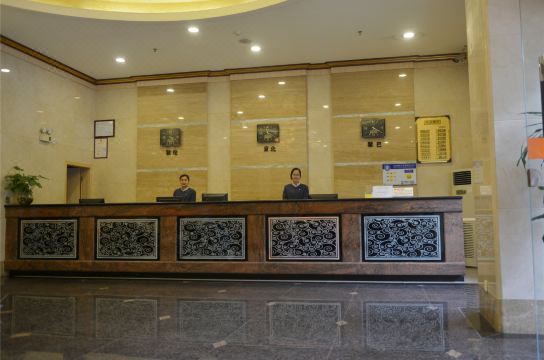 广怡酒店(茂名官山三路店)