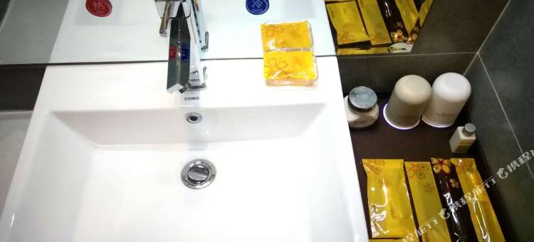 花美时酒店(大理古城博爱路店)图片