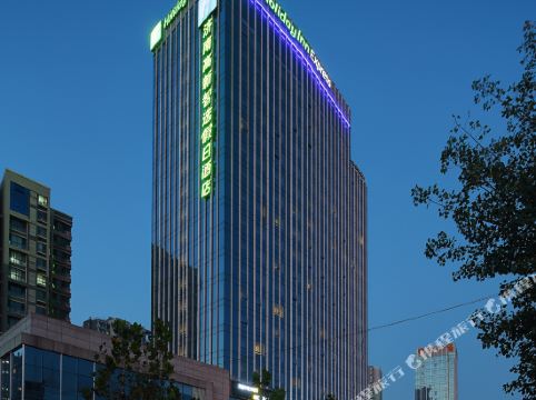 济南舜泰广场购物攻略,舜泰广场物中心/地址/电话/营业时间【携程攻略