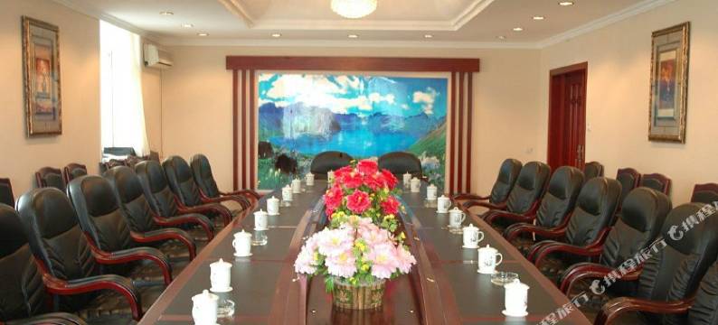 白山华审宾馆图片