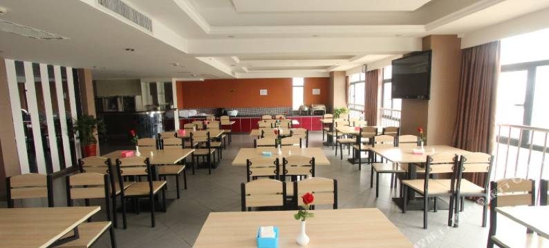 轻住·华庭精选酒店(五环大道地铁站店)图片