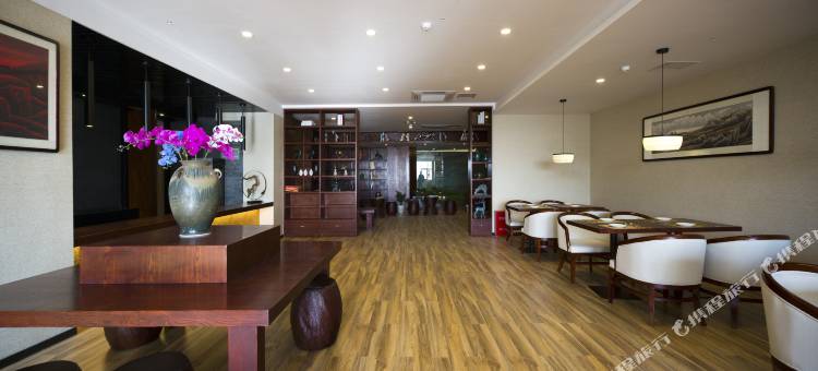 库尔勒璞居酒店(新汇嘉欢乐海岸店)图片