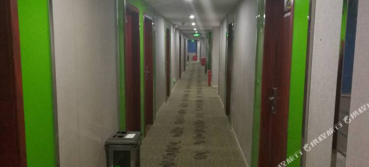 武汉家悦电竞酒店图片